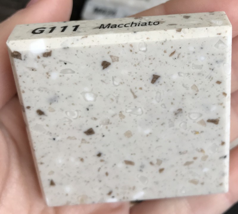 So sánh đá tự nhiên và đá solid surface HIMACS 